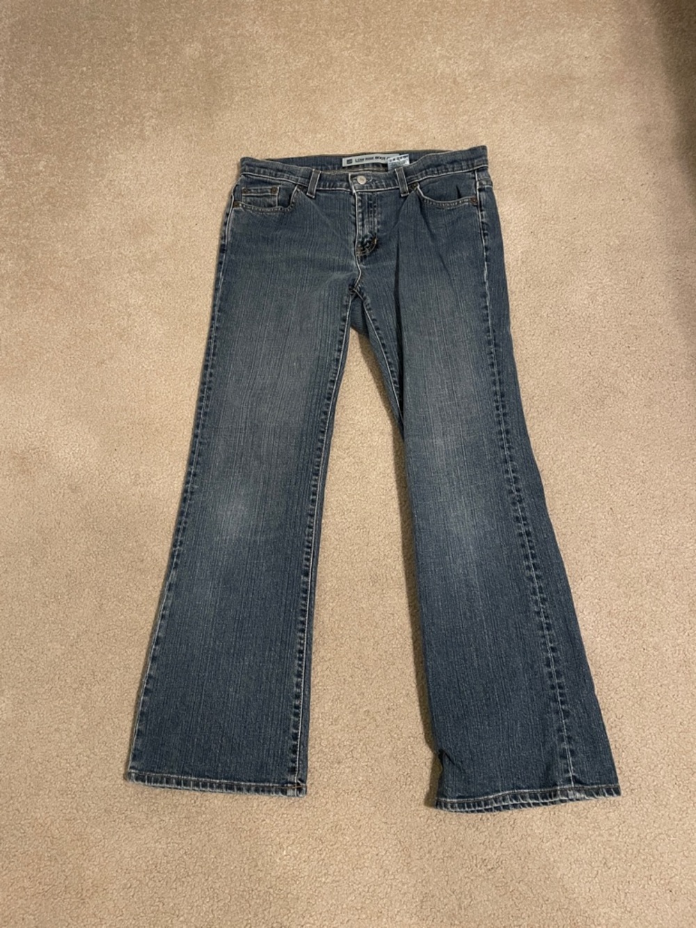 GAP Women's Dark Blue Flare Jeans Size 8A (Like New)
